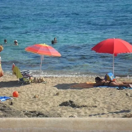 Casa Vacanza Assunta 우겐토